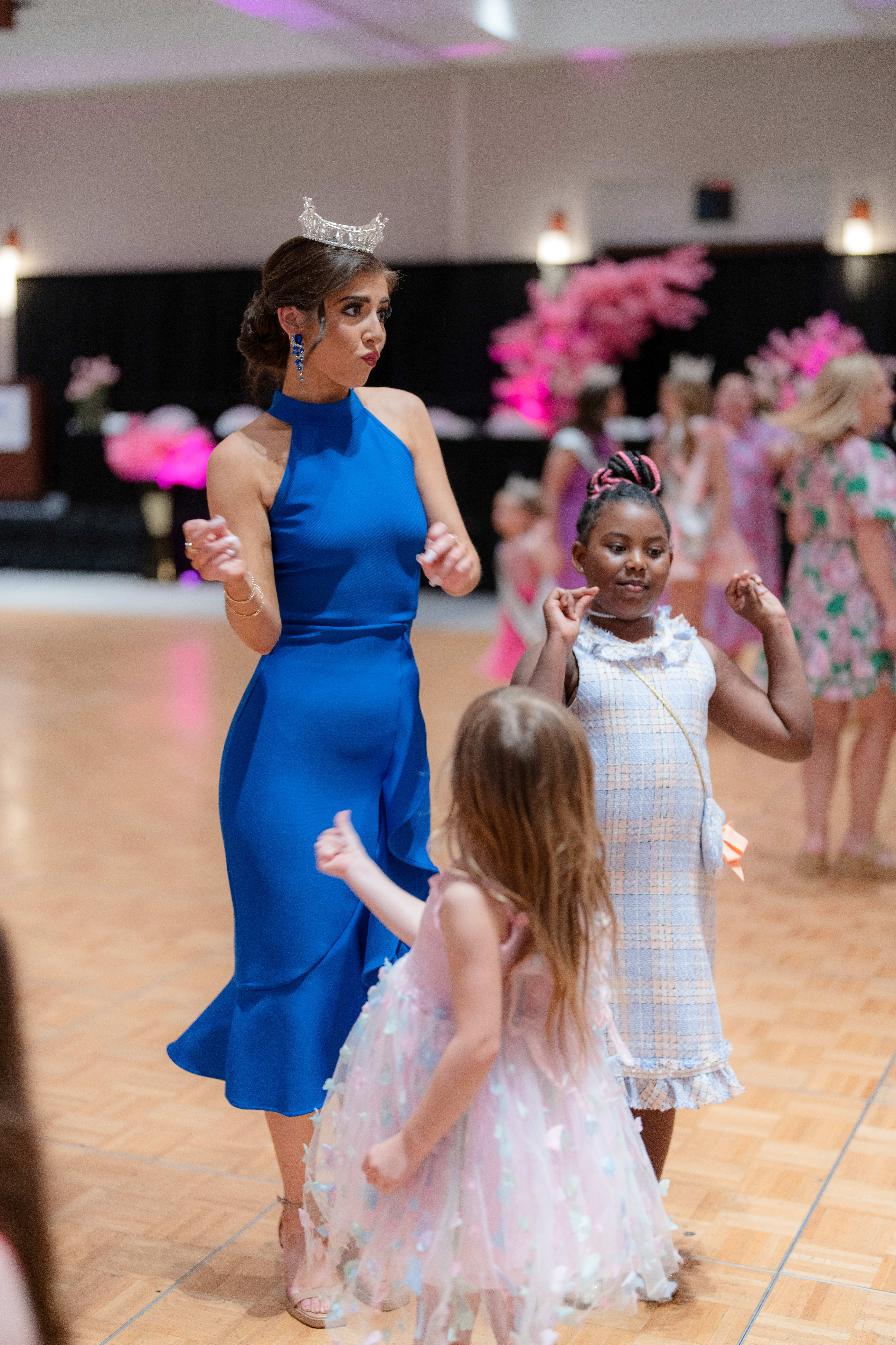 Queen’s Dance Party